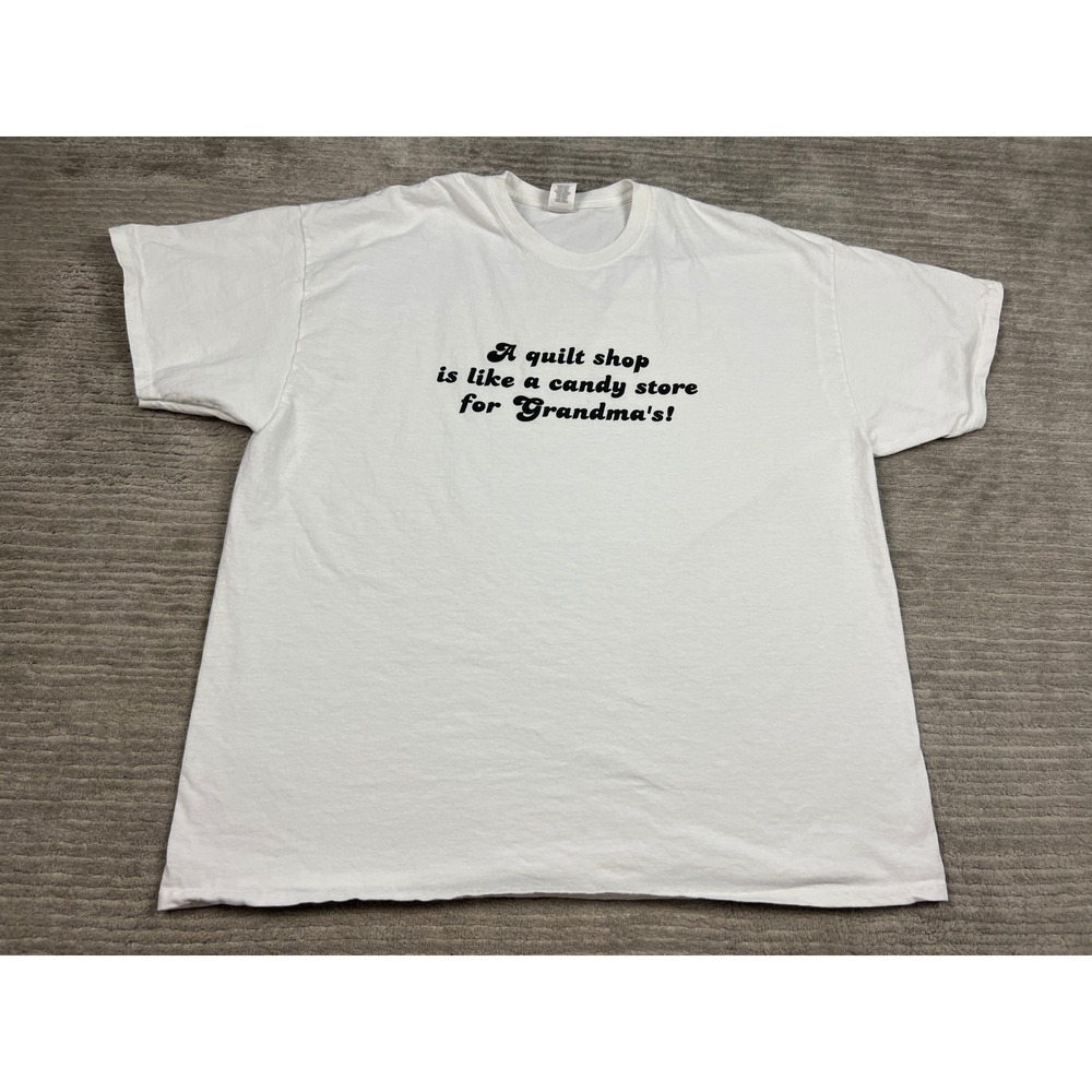 Gildan T-Shirt Unisex 2XL White Grandma Quilt Shop Graphic Ultra Cotton S/S